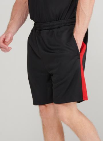 Knitted shorts with zip pockets