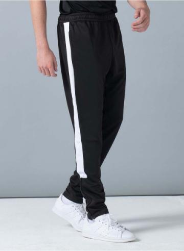 Finden Hales LV881 Knitted tracksuit pants Finden Hales LV881 Knitted tracksuit pants