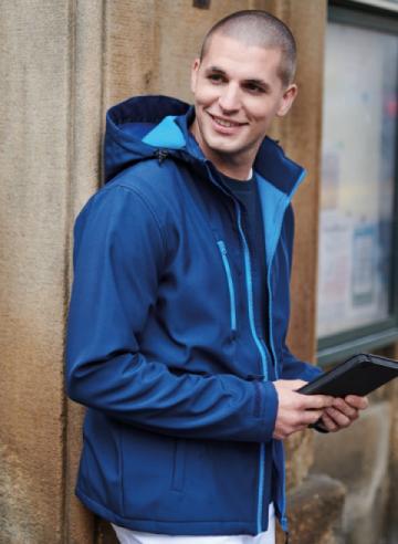 Regatta Venturer 3-Layer Hooded Softshell Jacket Regatta Venturer 3-Layer Hooded Softshell Jacket