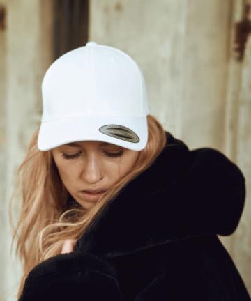 Curved Classic Snapback Curved Classic Snapback